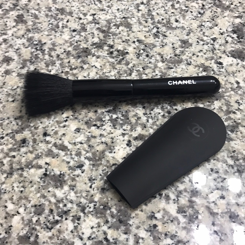 CHANEL Foundation Blender | les pinceaux de chanel